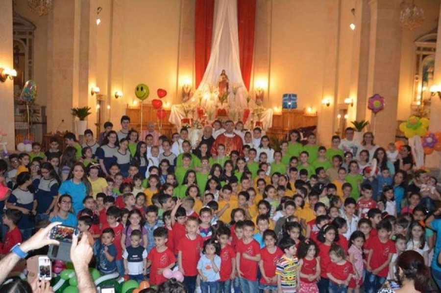 En ciudad más devastada Siria, los niños tienen un oratorio «a prueba de bombas»