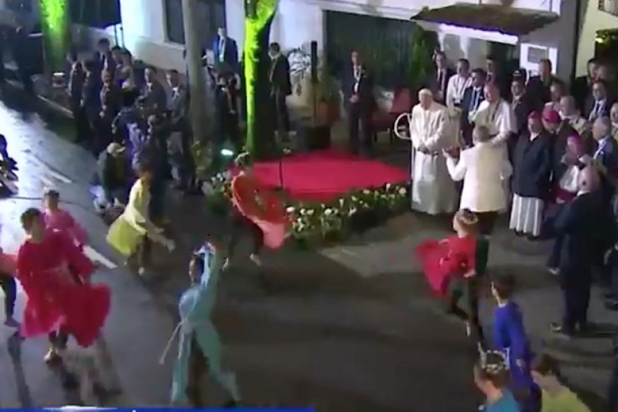 El Papa en la nunciatura: «Dios perdona en mi»
