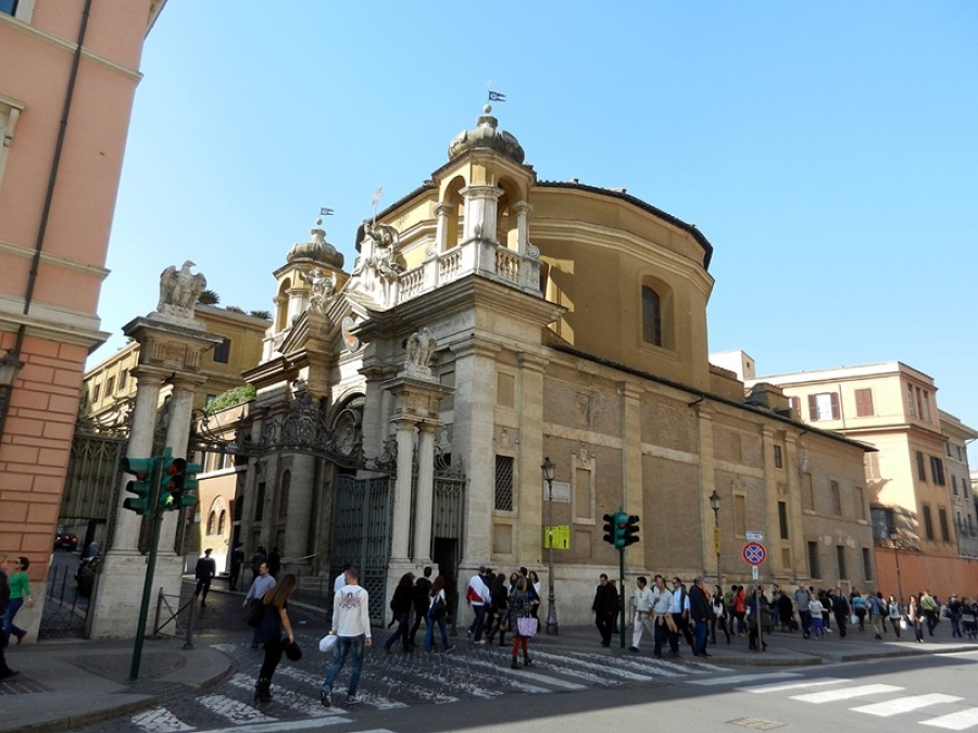 El Vaticano acoge dos familias de refugiados procedentes de Siria y Eritrea