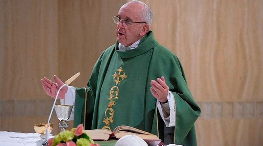 Papa Francisco: Ante la tentación, pidamos la gracia de ser «justos» y «misericordiosos»