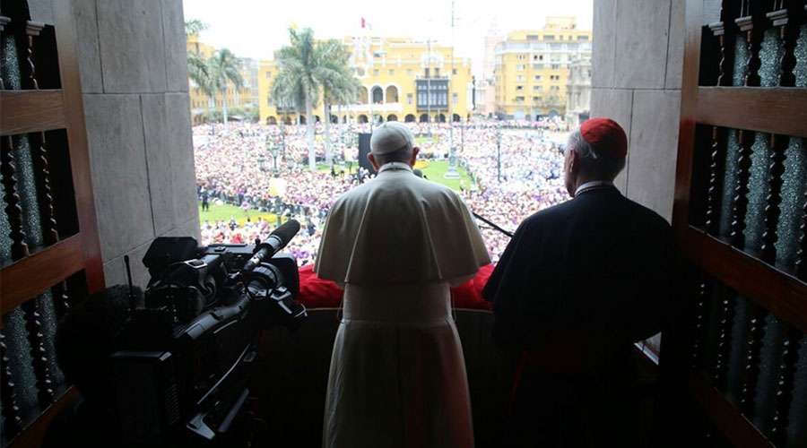 El Papa a jóvenes: El corazón no se puede «photoshopear»