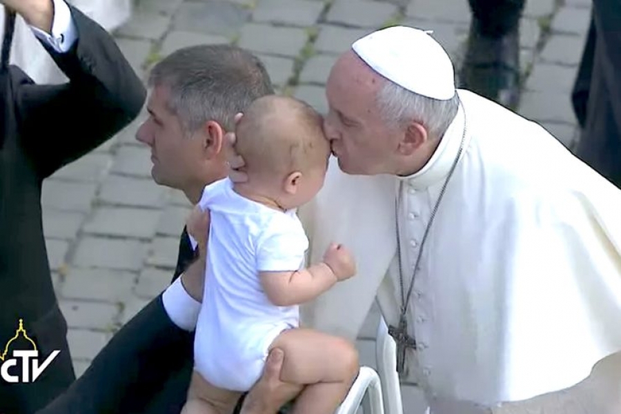 El Papa en la audiencia: «La certeza de que Dios nos ama es la base de nuestra esperanza»