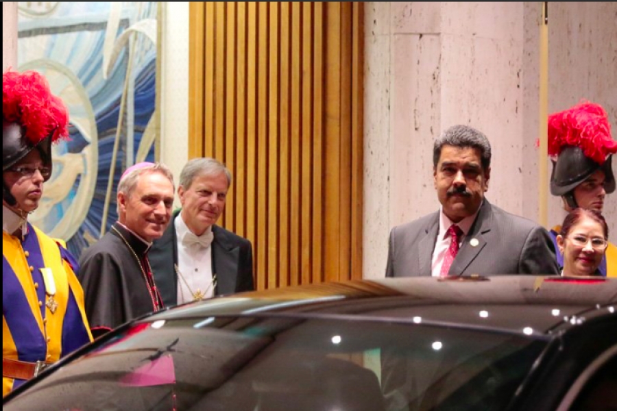 El Papa pide a Nicolás Maduro «emprender con valentía el camino del diálogo sincero»