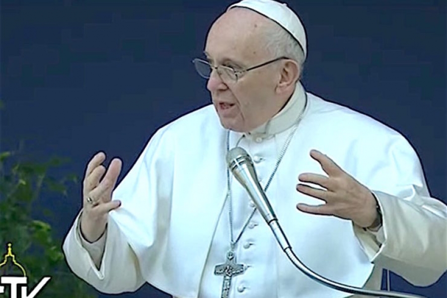 El peligro de la globalización es la uniformidad, indica Francisco en &#039;Roma Tre&#039;