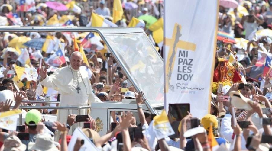 «Chile fue muy gratificante y muy fuerte», dijo el Papa Francisco tras visita