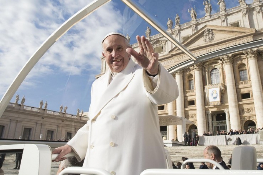 El Santo Padre visita por sorpresa el Pontificio Consejo para la promoción de la nueva evangelización