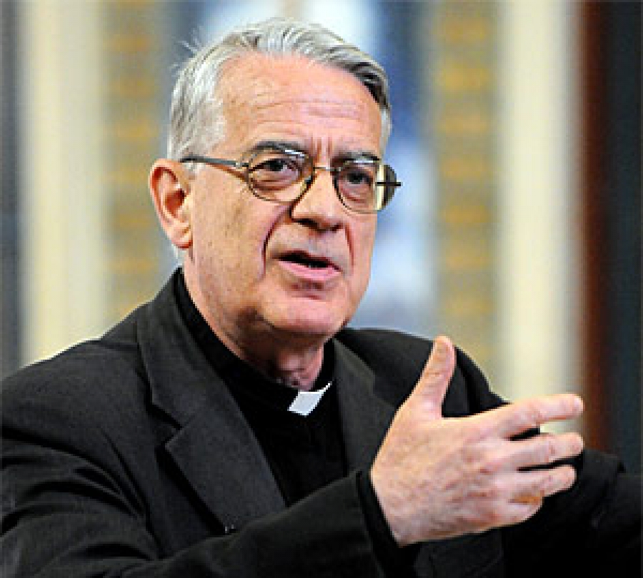 Vaticano desmiente que el Papa tenga un tumor en el cerebro
