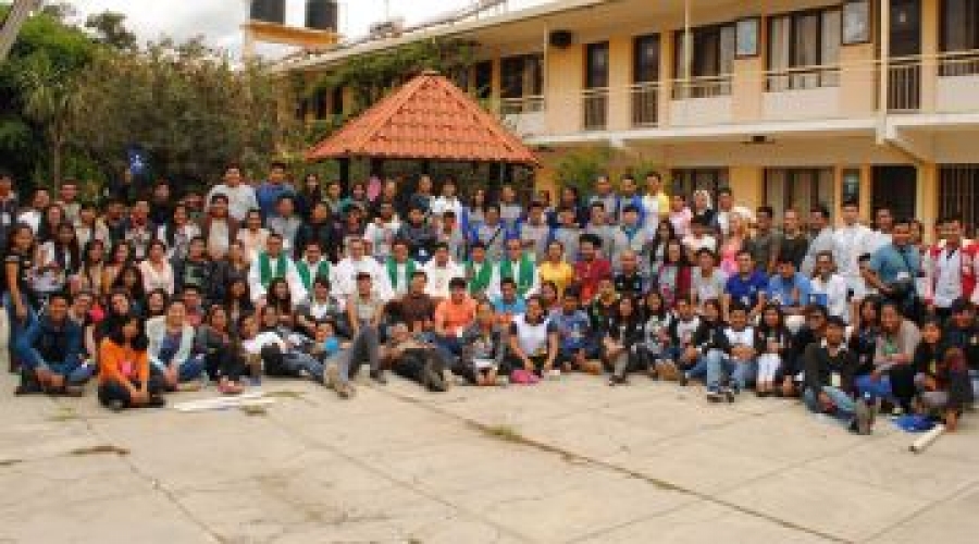 Jóvenes en Bolivia renuevan su compromiso con la «civilización del amor»