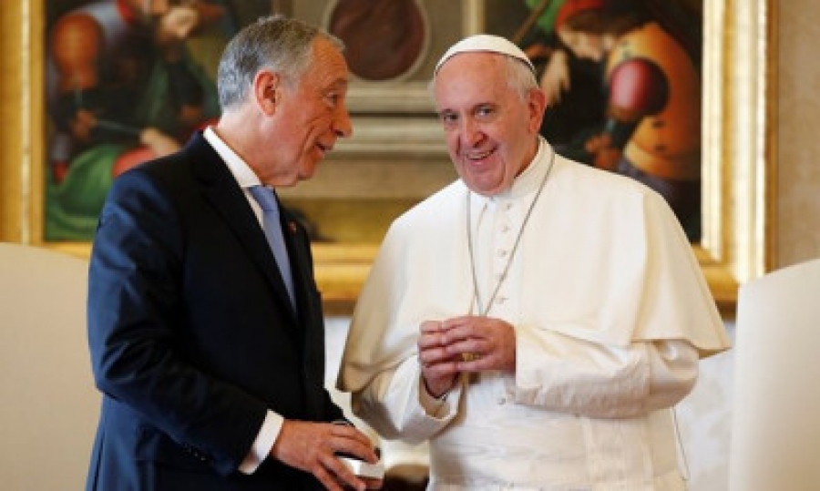 El presidente de Portugal invita al Papa por el centenario de Fátima