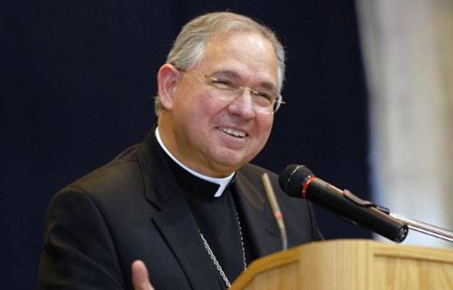 Mons. Gómez respalda decisión de Corte Suprema de revisar medida migratoria de Obama
