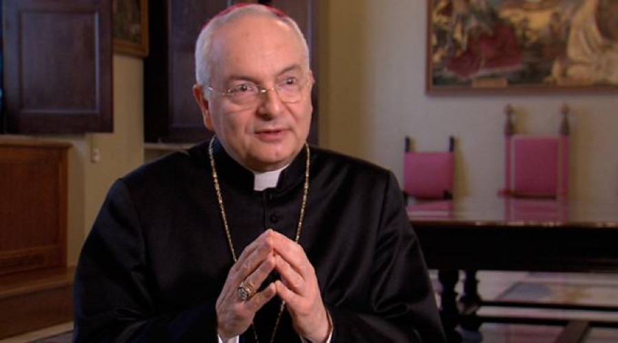 Solo los ángeles de Dios conocen el sacrificio de sacerdotes confesores, dice cardenal