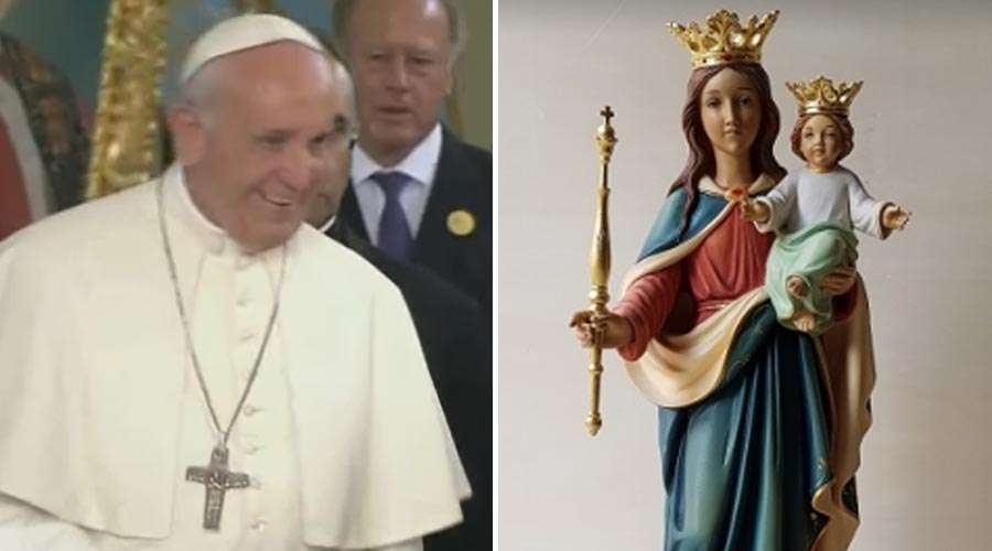 El Papa reza en capilla de aeropuerto y obsequia imagen de María Auxiliadora