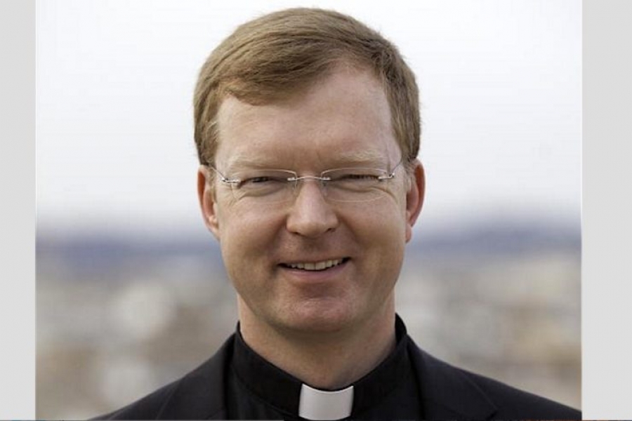 El padre Zollner habla de los abusos en Ratisbona: &#039;La iglesia esclareció una realidad dolorosa&#039;