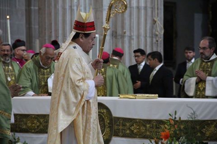 El Papa saluda al cardenal Rivera en México por sus 50 años de sacerdote