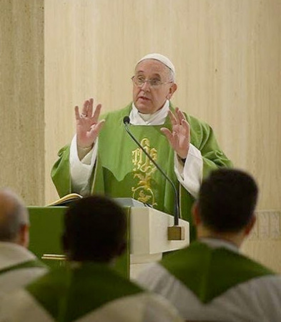 Francisco explica en Santa Marta los tres pasos para querer la voluntad de Dios (Vídeo)