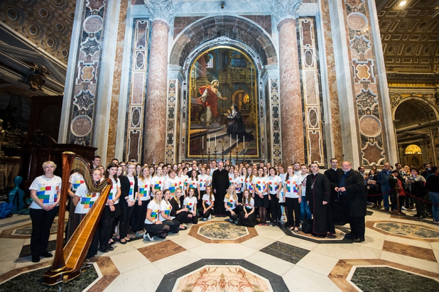 Concluye la peregrinación a Roma en el año del 1050° aniversario del Bautismo de Polonia