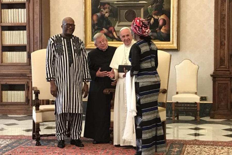 El Santo Padre se reúne con el presidente de Burkina Faso