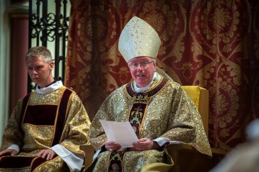 Confesarse al menos una vez al mes en el Año de la Misericordia, alienta Obispo
