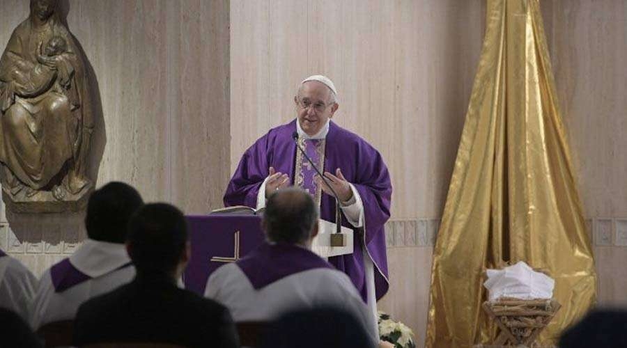 El Papa critica a los países donde no nacen hijos y asegura que es obra del demonio