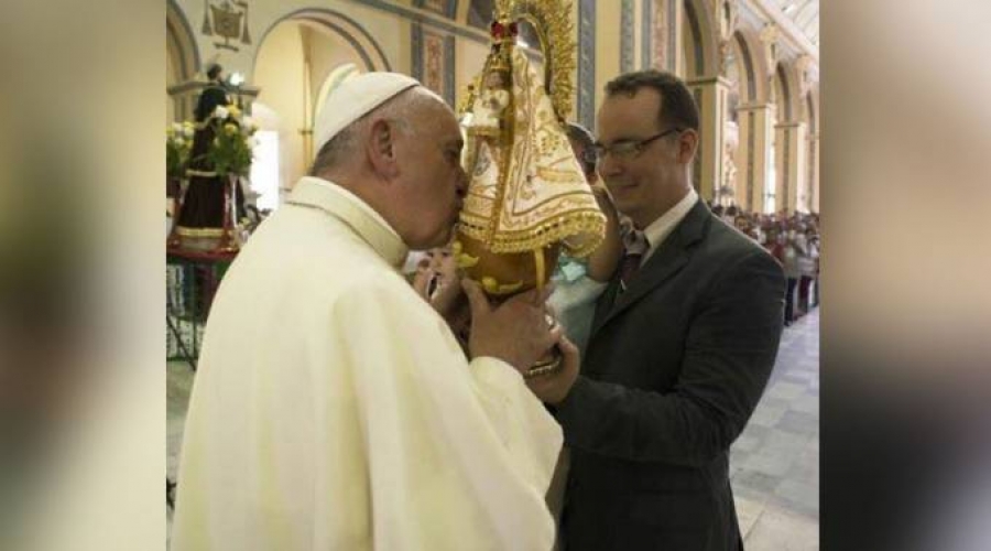 Imagen de Virgen de la Caridad entregada por el Papa llegará a Ermita en Miami