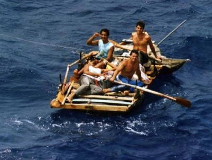 En casi un año 36.437 disidentes cubanos emigraron a Estados Unidos