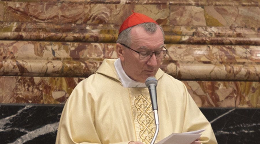Sacerdote se entrevista con Secretario de Estado Vaticano para hablar de Cuba