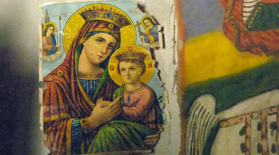 Advierten de grupo que usa a la Virgen para ofrecer medicina «alternativa»