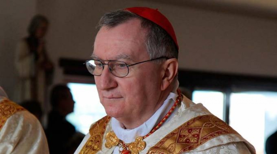 Cardenal Parolin pide a periodistas no caer en la tentación del sensacionalismo