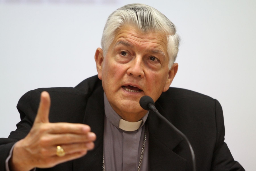 Monseñor Salvador Piñeiro: &#039;Entre los padres sinodales me impresiona el ambiente de fraternidad&#039;