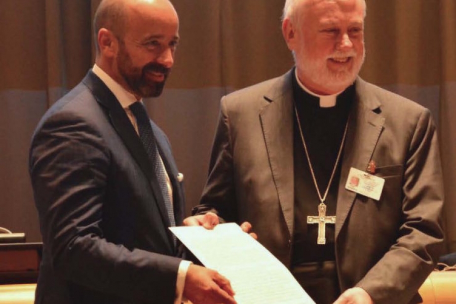 La Santa Sede firma el Tratado sobre la Prohibición de Armas Nucleares
