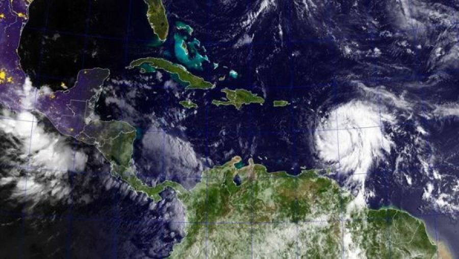 Huracán María: obispo en Puerto Rico alienta a prepararse y confiar en Dios