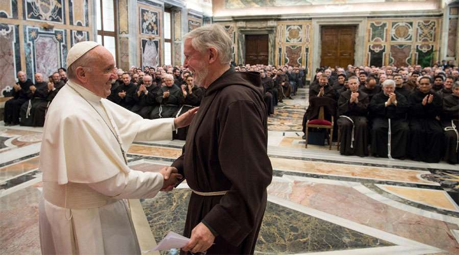 El Papa propone la «minoridad» franciscana como antídoto al orgullo y la mundanidad