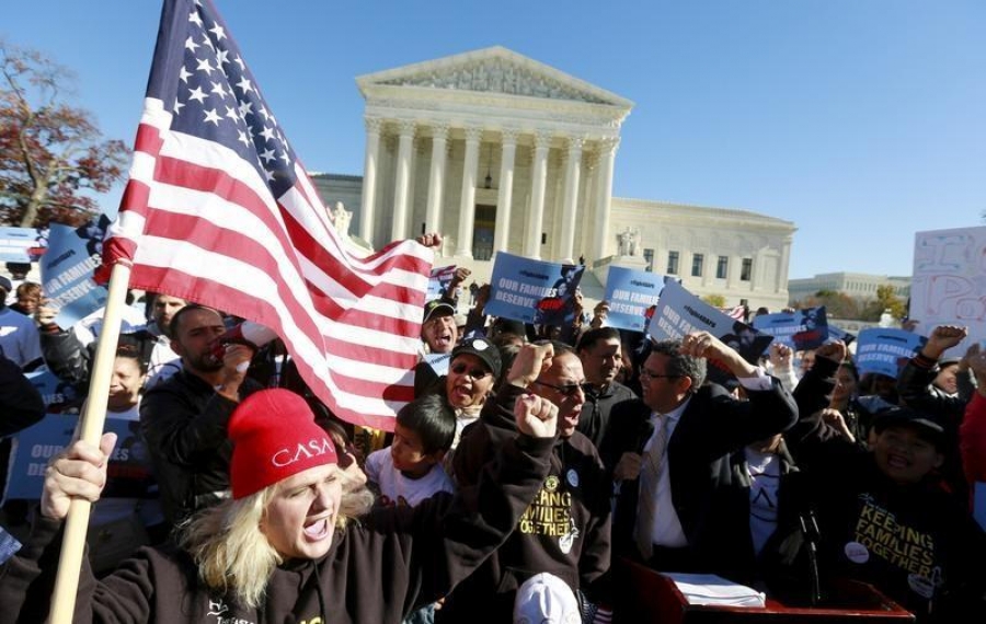 Suspenda deportación de inmigrantes, pide Obispo a Obama tras decisión de Corte Suprema