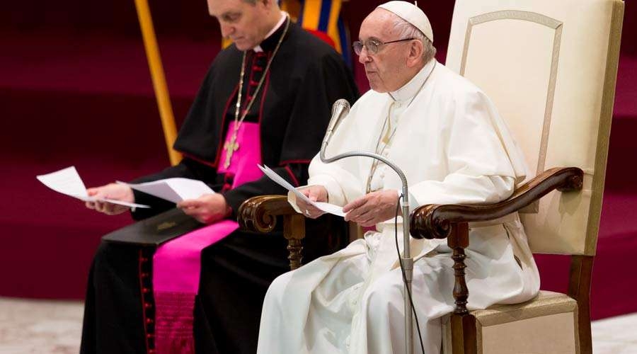 El Papa Francisco sobre su viaje: He visto en los jóvenes un futuro de fraternidad y no de armas