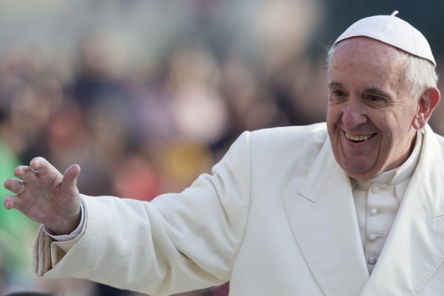 Detenidos donan al Papa el «queso del perdón»