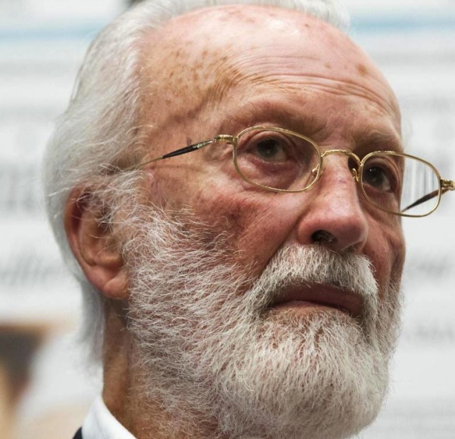 Vaticano desmiente a periodista: El Papa no busca comunión para divorciados sin excepción