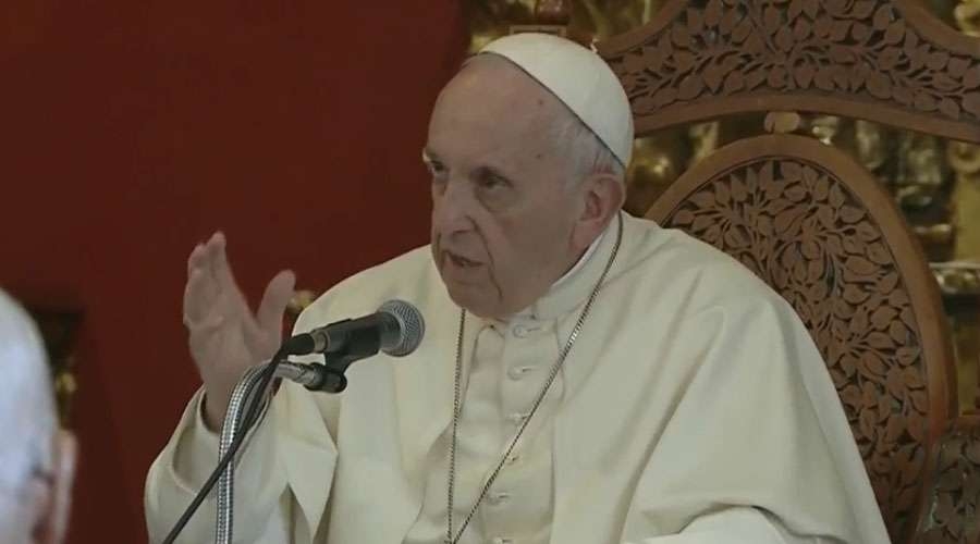 ¿Qué pasa en Perú que cada vez que sale un Presidente lo meten preso?, cuestiona el Papa